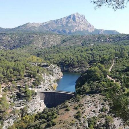 Maison + Piscine A 10 Min D'Aix En Pce 메이헤이유 외부 사진